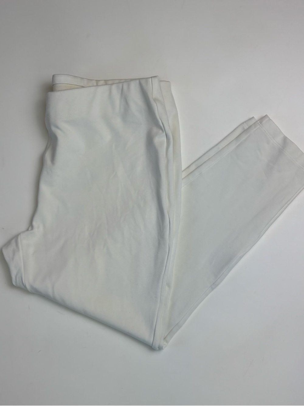 Bundle 2/$30! Chico's So Slimming Straight Leg Cropped Pants in White Size 8